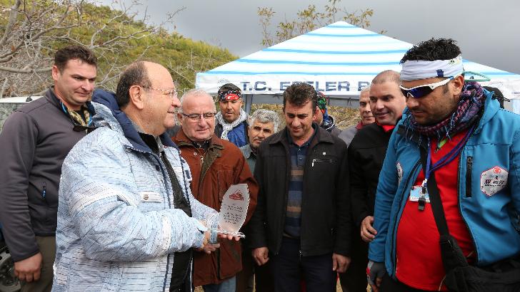 Başkan Özakcan, Dağeymir yürüyüşüne katıldı 