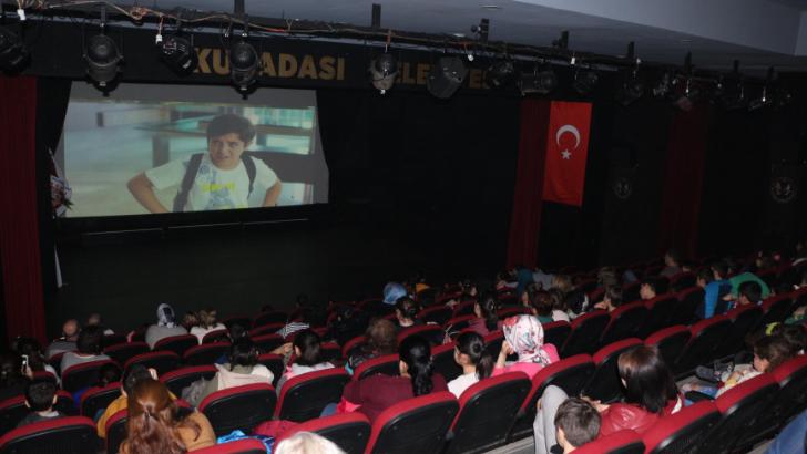 Yarıyıl tatili etkinlikleri film gösterimiyle sürüyor 